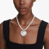 Ariana Grande X Swarovski halsband med kristallpärla, hjärtslipning, hjärta, vitt, rodiumpläterat