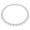 Ariana Grande X Swarovski-halsband, rundslipad, blomma, vit, rodiumpläterad