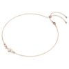 Constella-halsband med kristallpärlor, runda slipningar, vita, roséguldpläterat