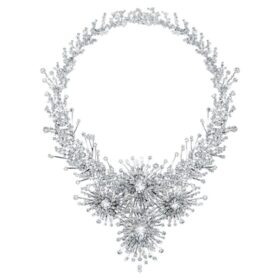 Galaxy-halsband med laboratorieframställda diamanter, 156,62 karat totalt, blandade former, 18K vitguld