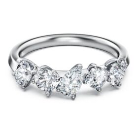 Galaxy Ring – laboratorieframställda diamanter, totalt 1 karat, olika former, 14K vitguld