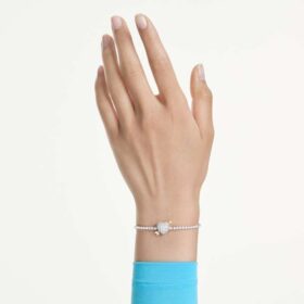 Idyllia-armband med blandade slipningar, hjärta med pil, vitt, rodiumpläterat Idyllia-armband med blandade slipningar, hjärta med pil, vitt, rodiumpläterat