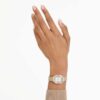 Matrix Octagon-klocka med metallarmband, guldfärgad, champagneguldfärgad yta