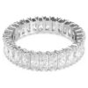 Matrix-ring med baguetteslipning, vit, silverfärgad yta Matrix-ring med baguetteslipning, vit, silverfärgad yta