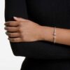 Mesmera armband med blandade slipningar, vitt, rodiumpläterat
