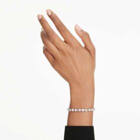 Mesmera-armband med blandade slipningar, vitt, rodiumpläterat Mesmera-armband med blandade slipningar, vitt, rodiumpläterat