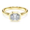 Oktagonal ring med laboratorieframställda diamanter, totalt 1,0 karat, oktagonal form, 14K gult guld