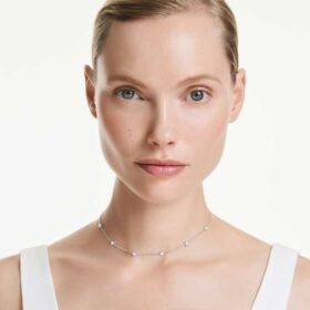 Åttkantigt halsband med laboratorieframställda diamanter, totalt 0,7 karat, rund form, sterlingsilver